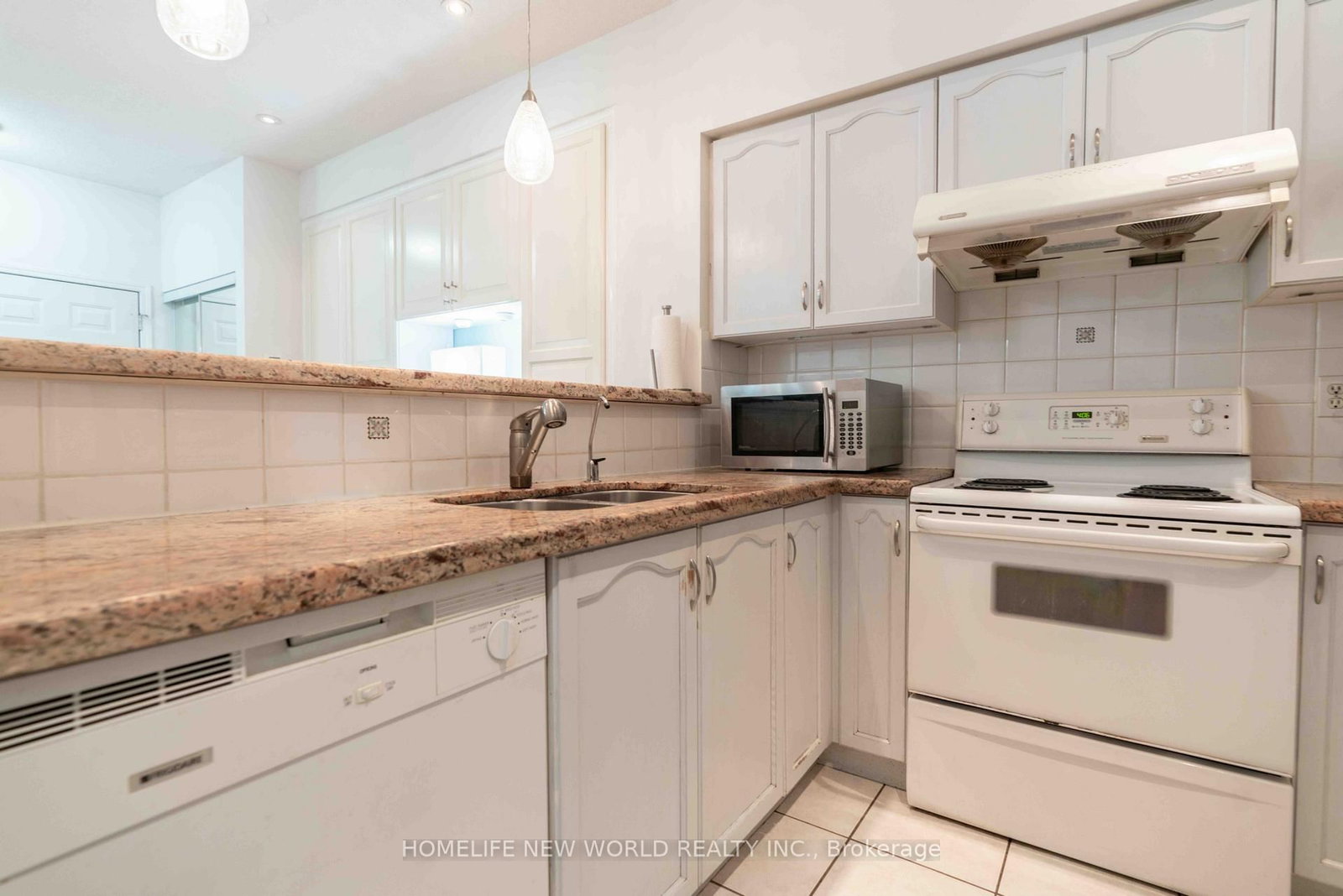 21 St. Moritz Way • #12 • Markham, ON photo 17