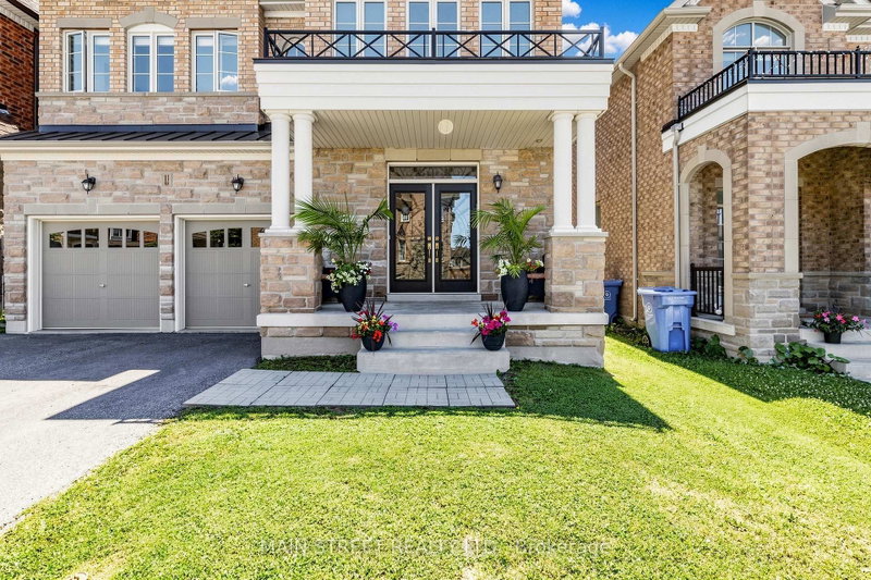 11 Robert Baldwin Boulevard