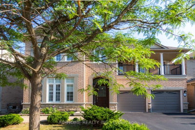 72 Brass Drive • Richmond Hill, ON photo 2