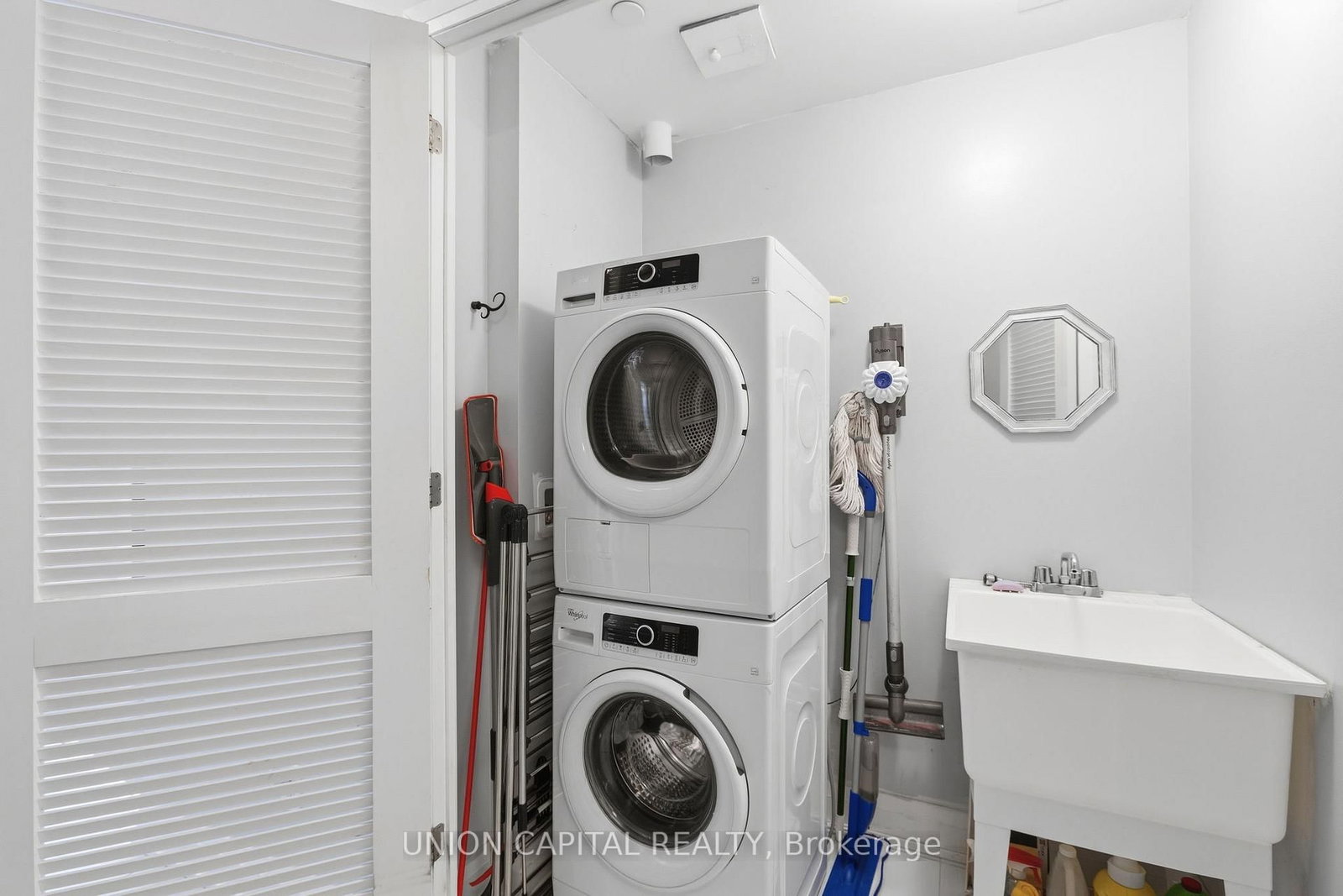 112 Woodbridge Avenue • #412 • Vaughan, ON photo 12