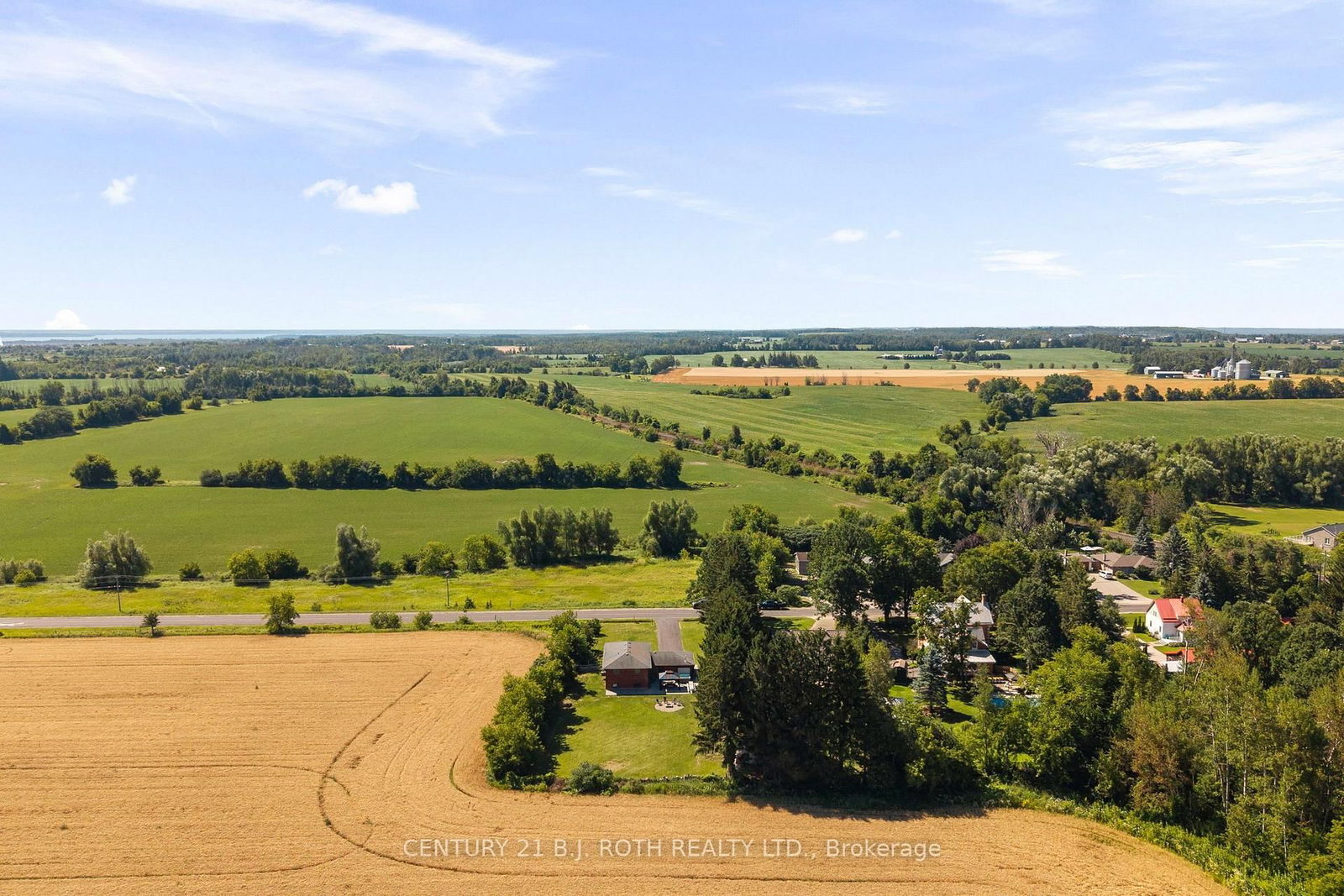1908 10th Line • Innisfil, ON photo 41