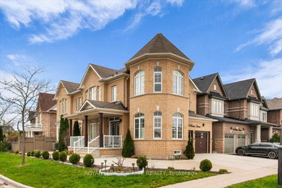 87 Richler Avenue • Vaughan, ON photo 2