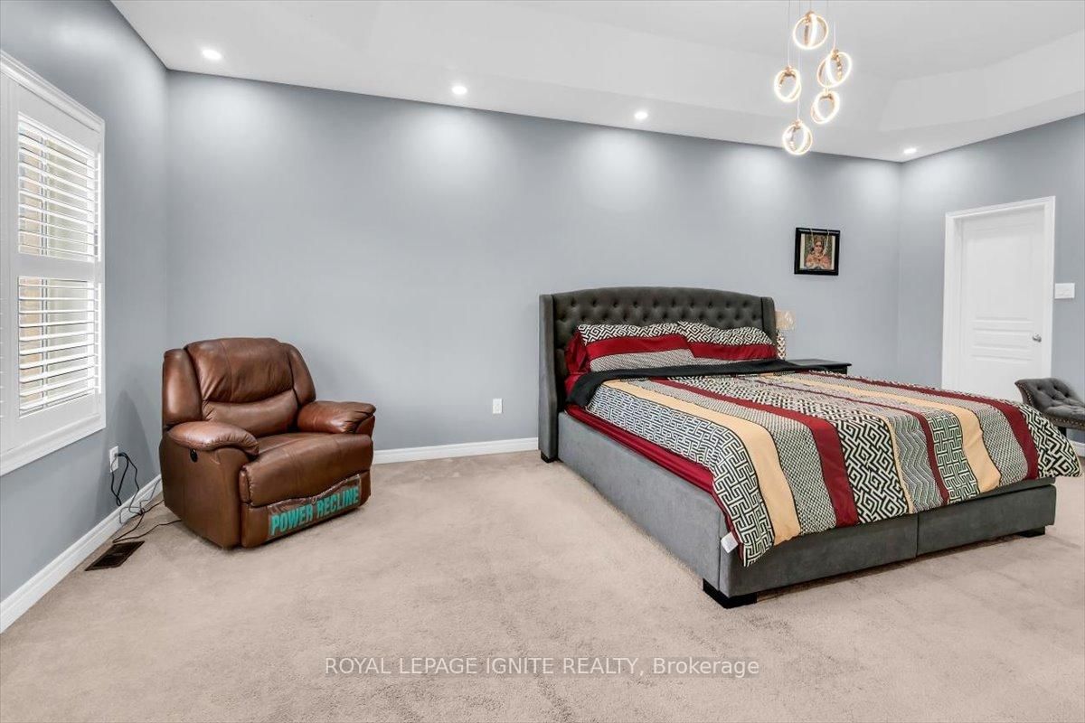 87 Richler Avenue • Vaughan, ON photo 34