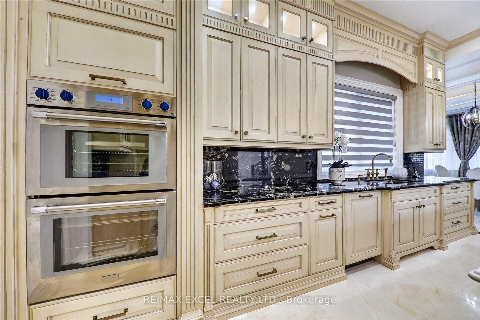 28 Personna Boulevard • Markham, ON photo 16