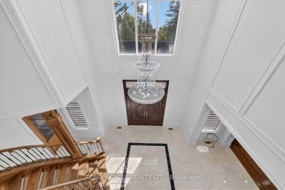 28 Personna Boulevard • Markham, ON photo 8