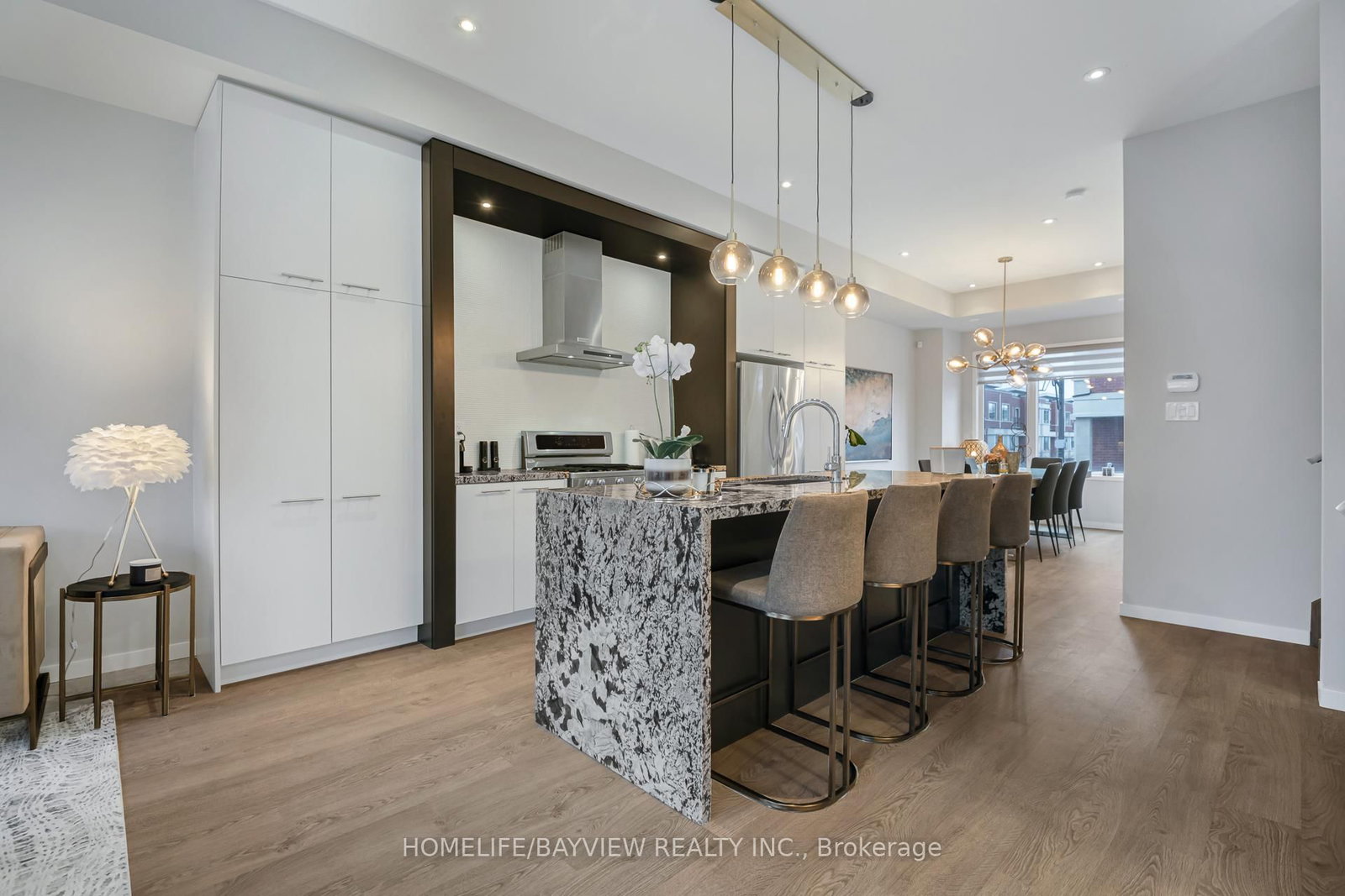 12 Genuine Lane • Richmond Hill, ON photo 10