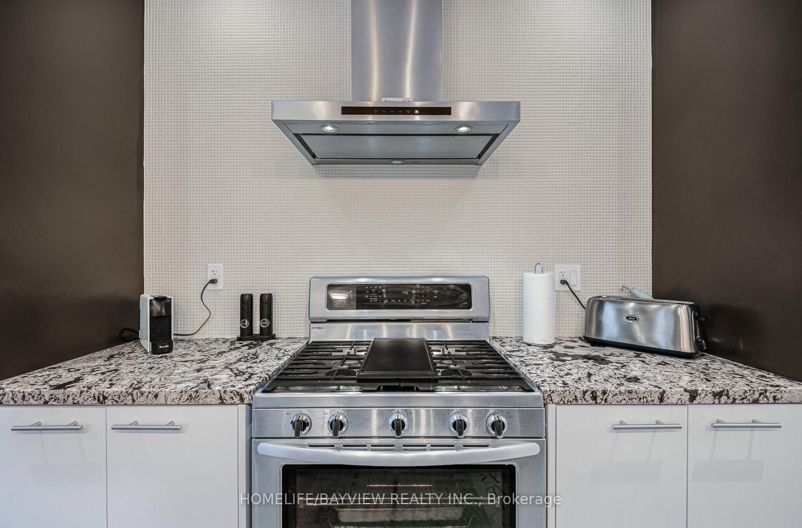 12 Genuine Lane • Richmond Hill, ON photo 11