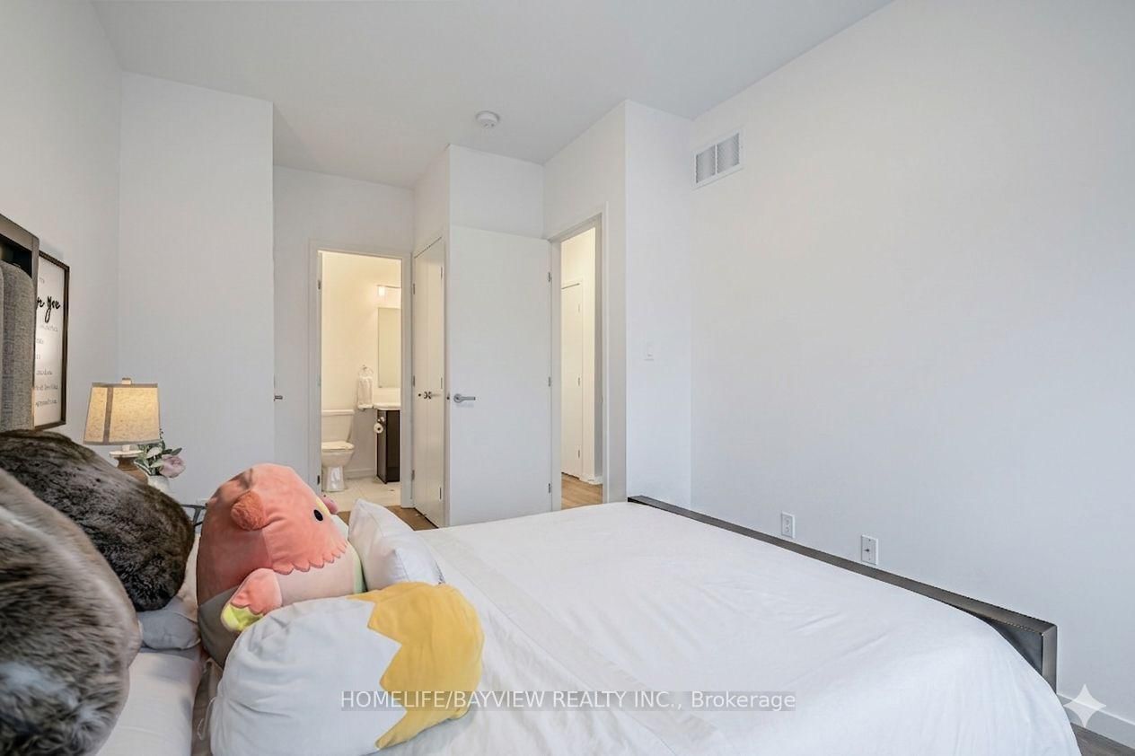12 Genuine Lane • Richmond Hill, ON photo 31