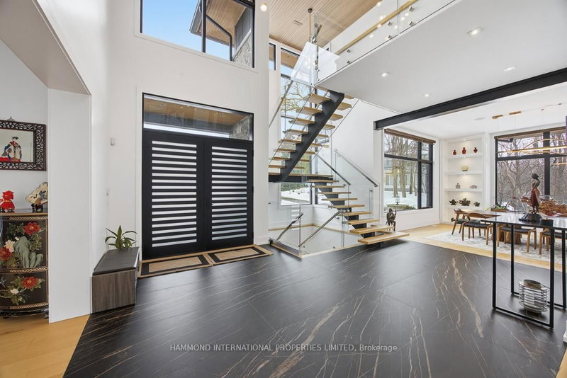 8 Cachet Parkway