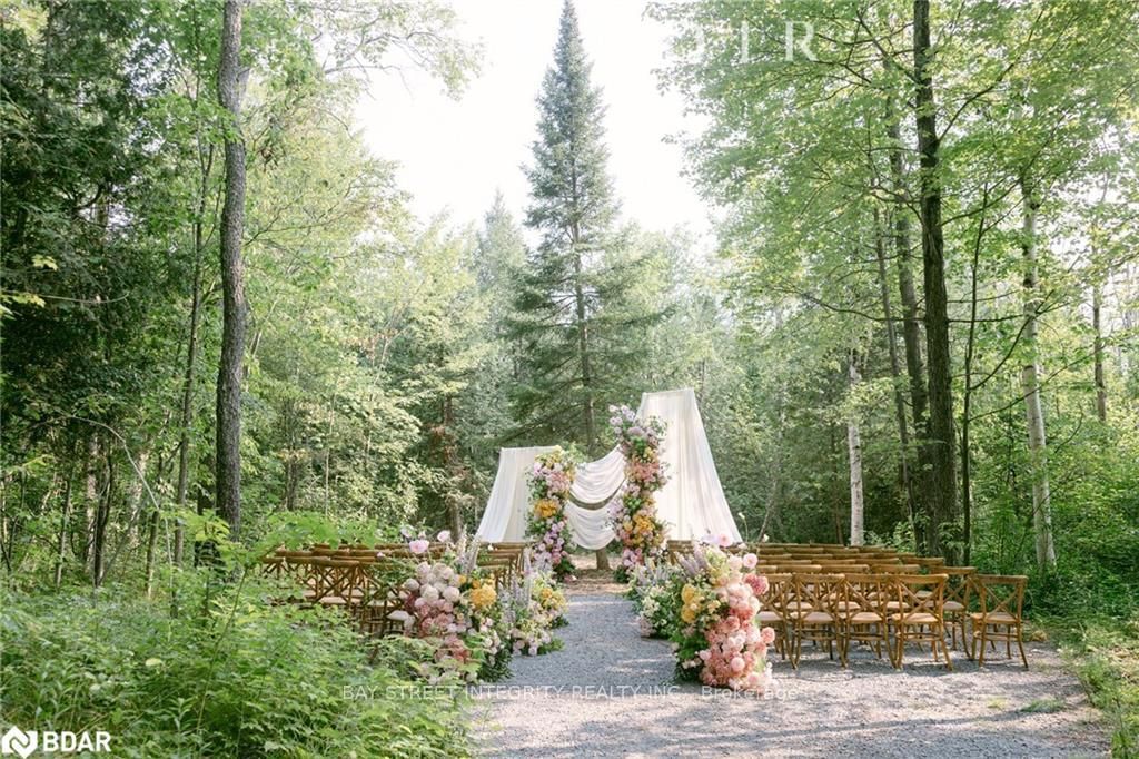 4909 Holborn Road • East Gwillimbury, ON photo 1