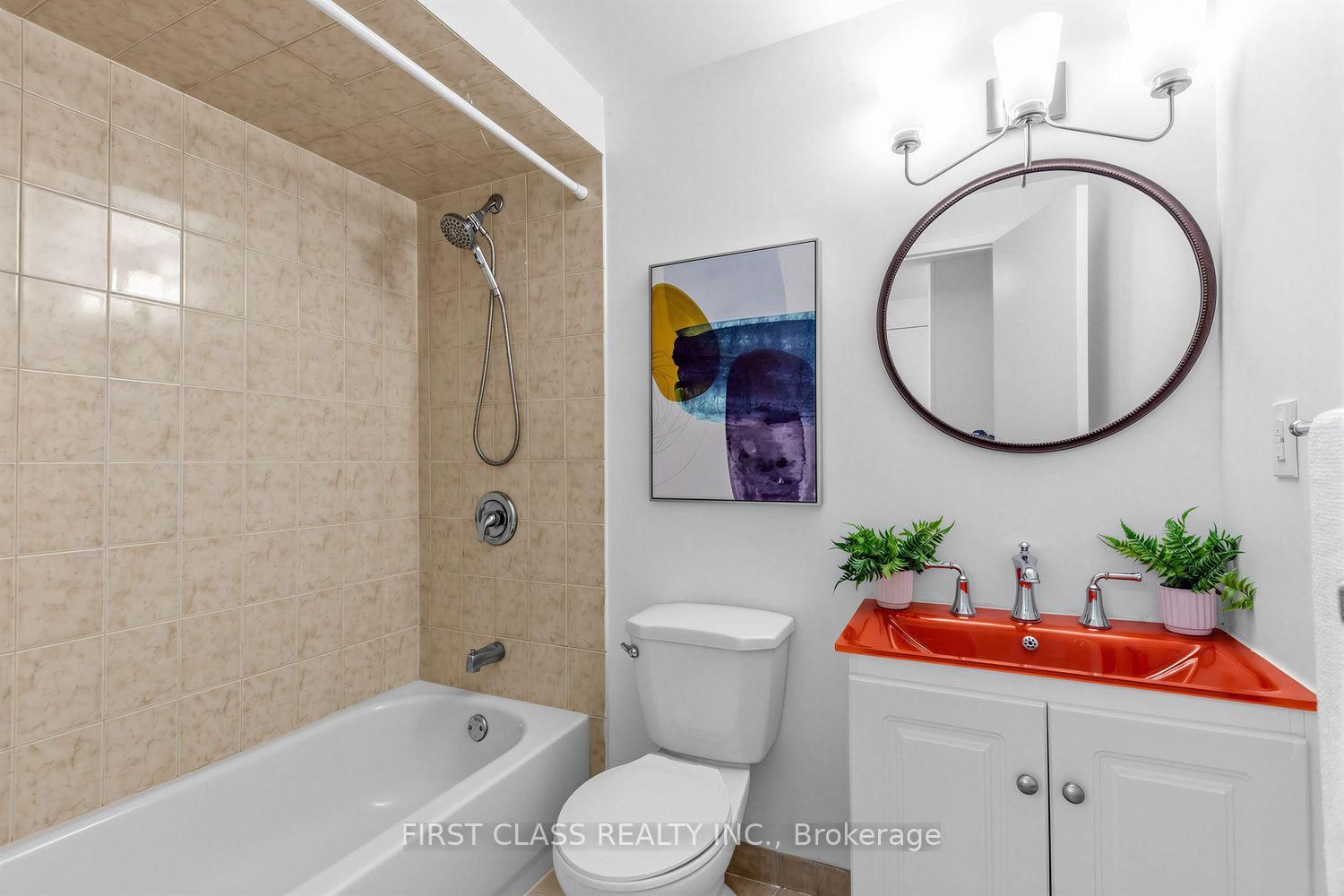 16 Woodglen Way • #8 • Markham, ON photo 19