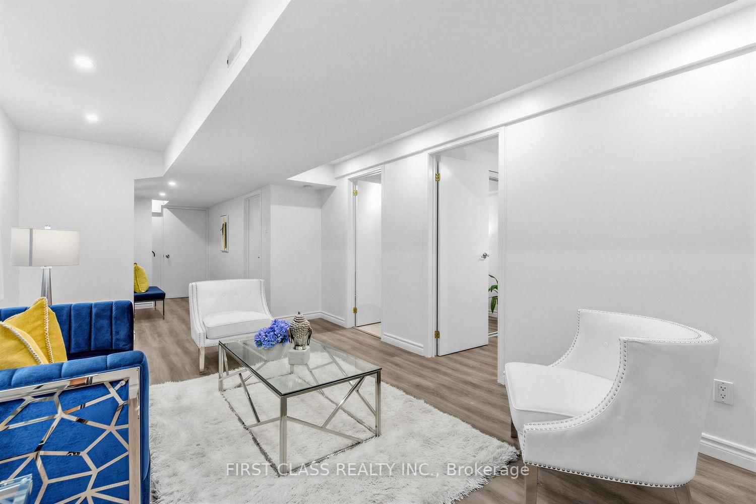 16 Woodglen Way • #8 • Markham, ON photo 27