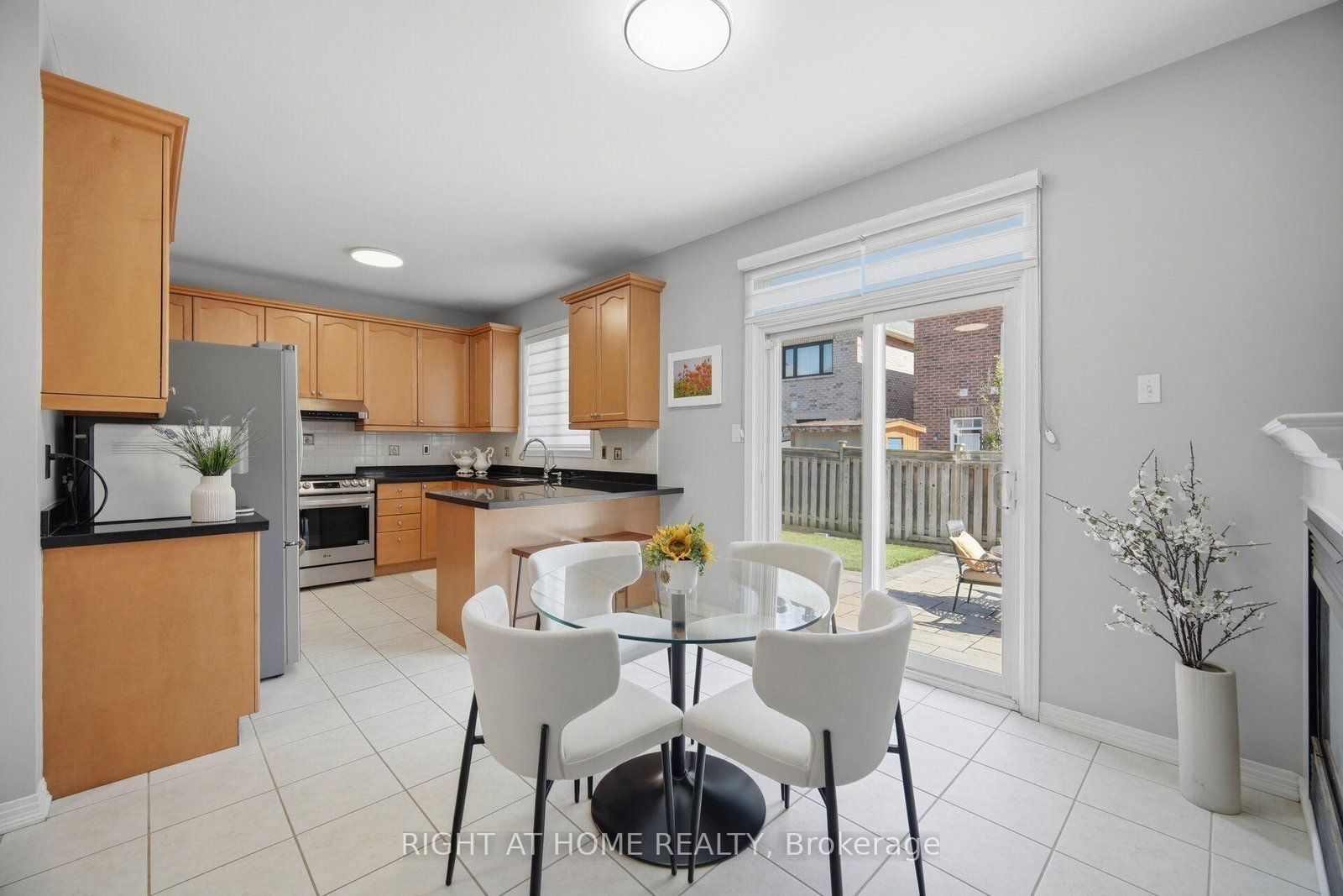 82 Starhill Crescent • Markham, ON photo 20