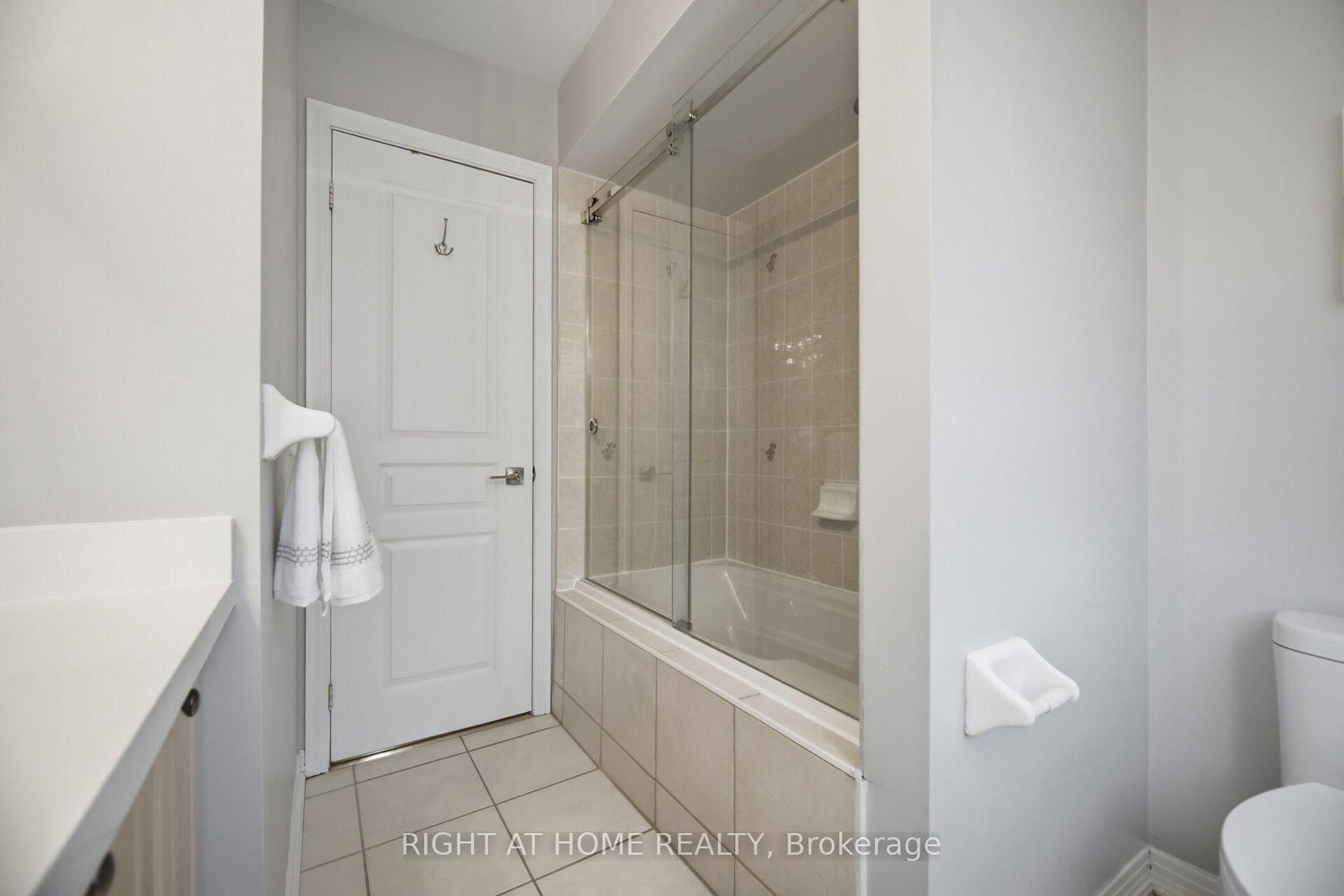 82 Starhill Crescent • Markham, ON photo 43