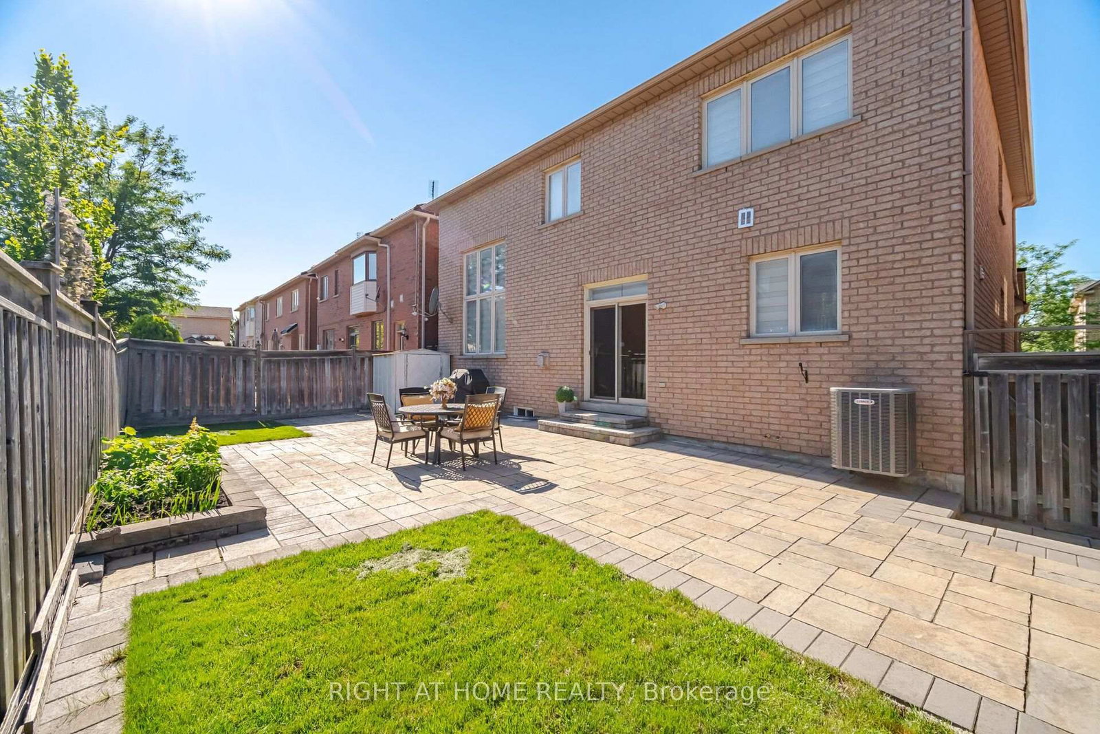 82 Starhill Crescent • Markham, ON photo 46
