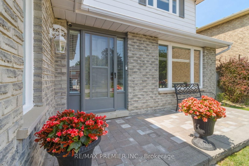 426 Maplegrove Avenue
