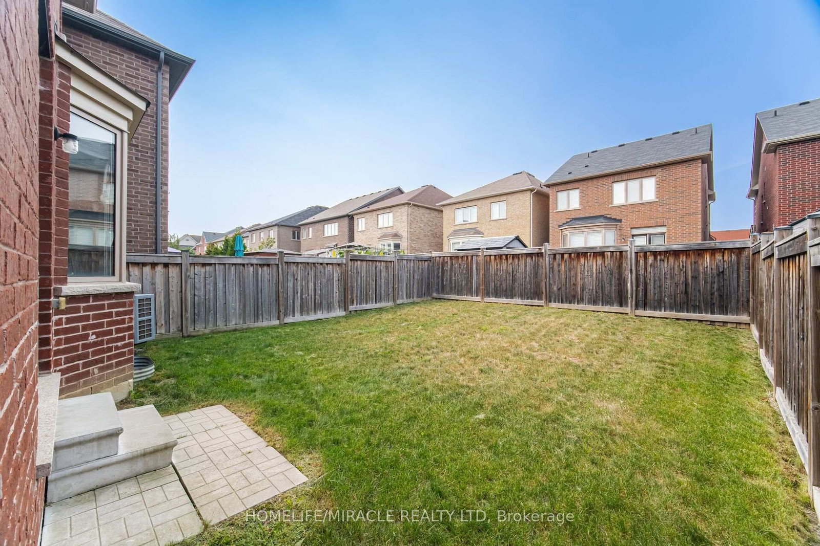 28 Kincardine Street • Vaughan, ON photo 36