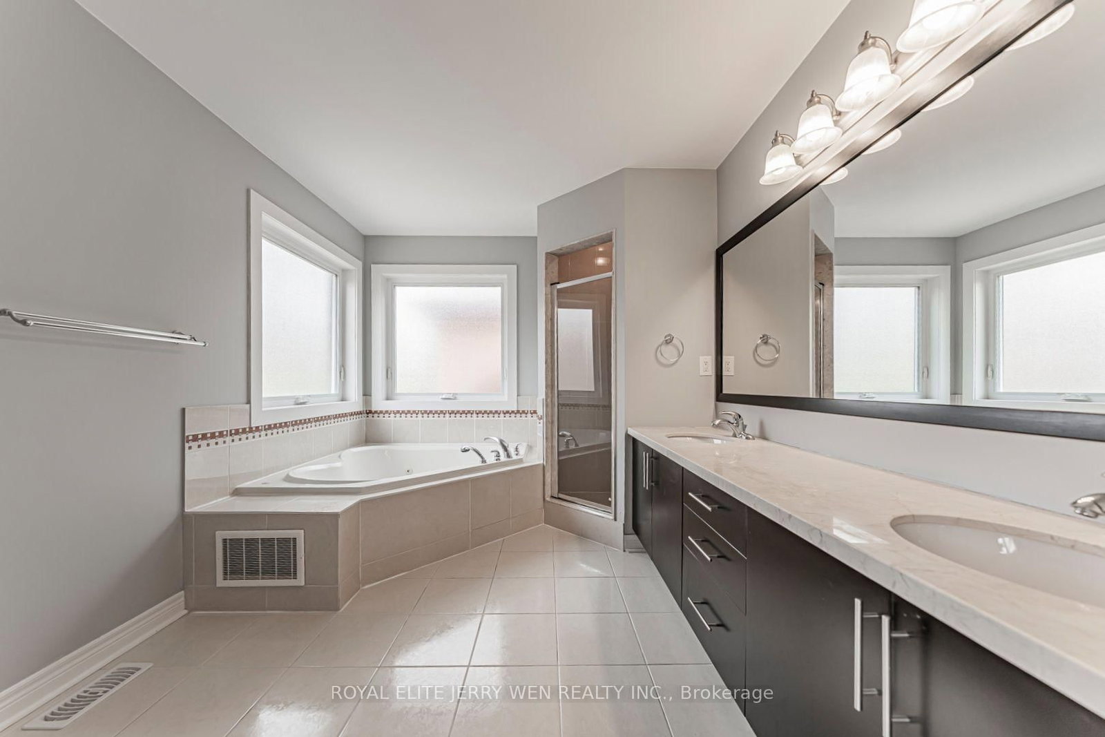 176 District Avenue • Vaughan, ON photo 21