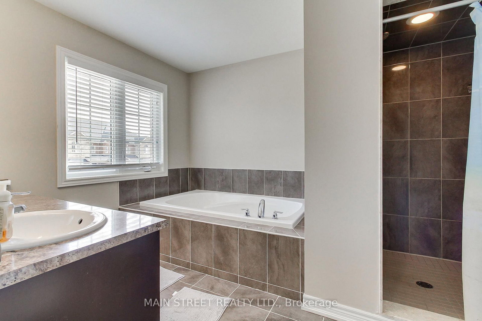 42 Prosser Crescent • Georgina, ON photo 18