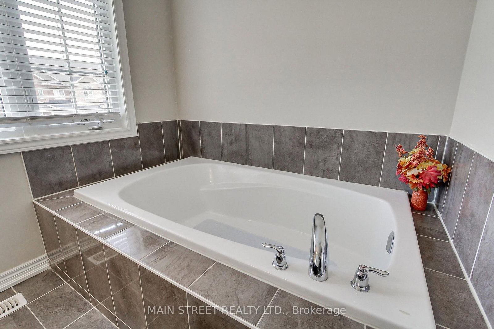 42 Prosser Crescent • Georgina, ON photo 20