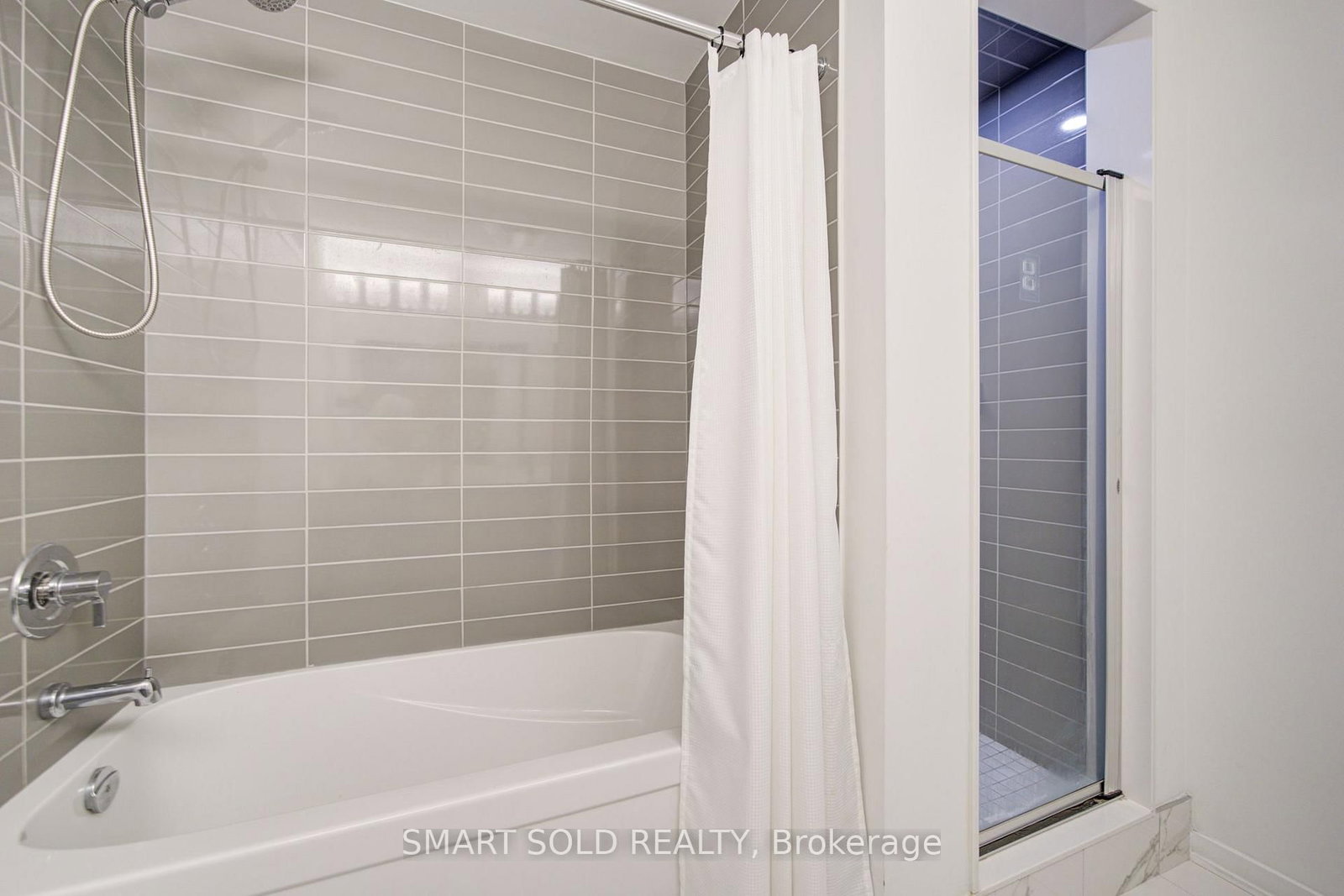30 Almond Blossom Mews • #112 • Vaughan, ON photo 39
