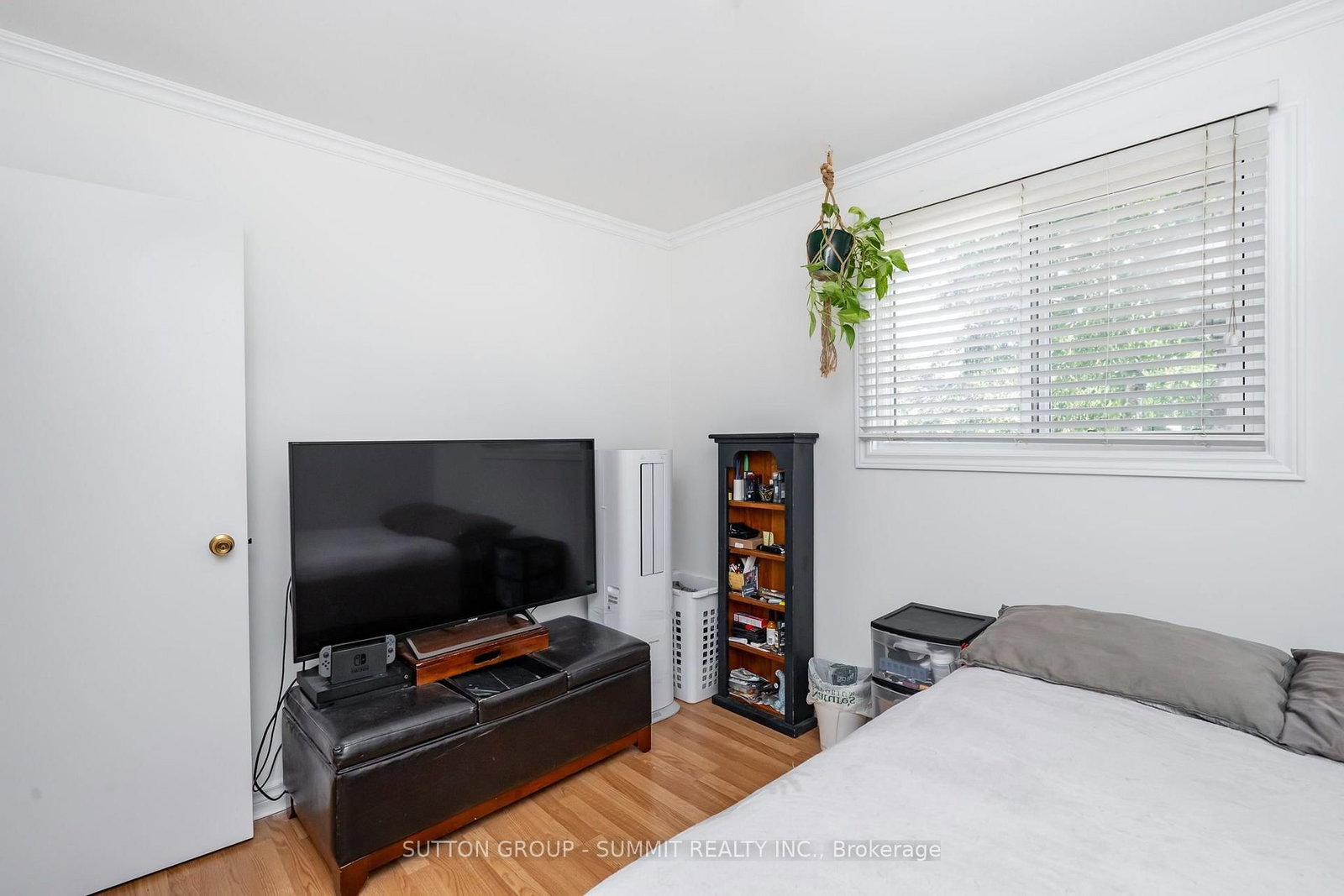 306 OAKWOOD Court • Newmarket, ON photo 26