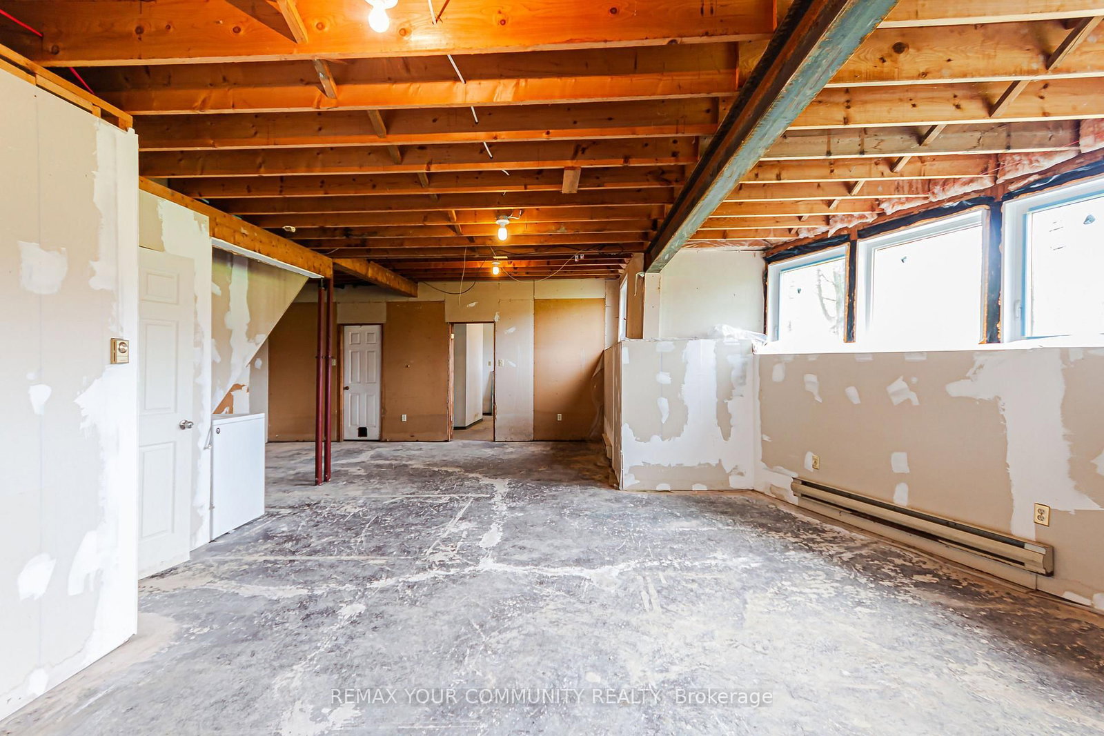 24730 Valley View Drive • Georgina, ON photo 14