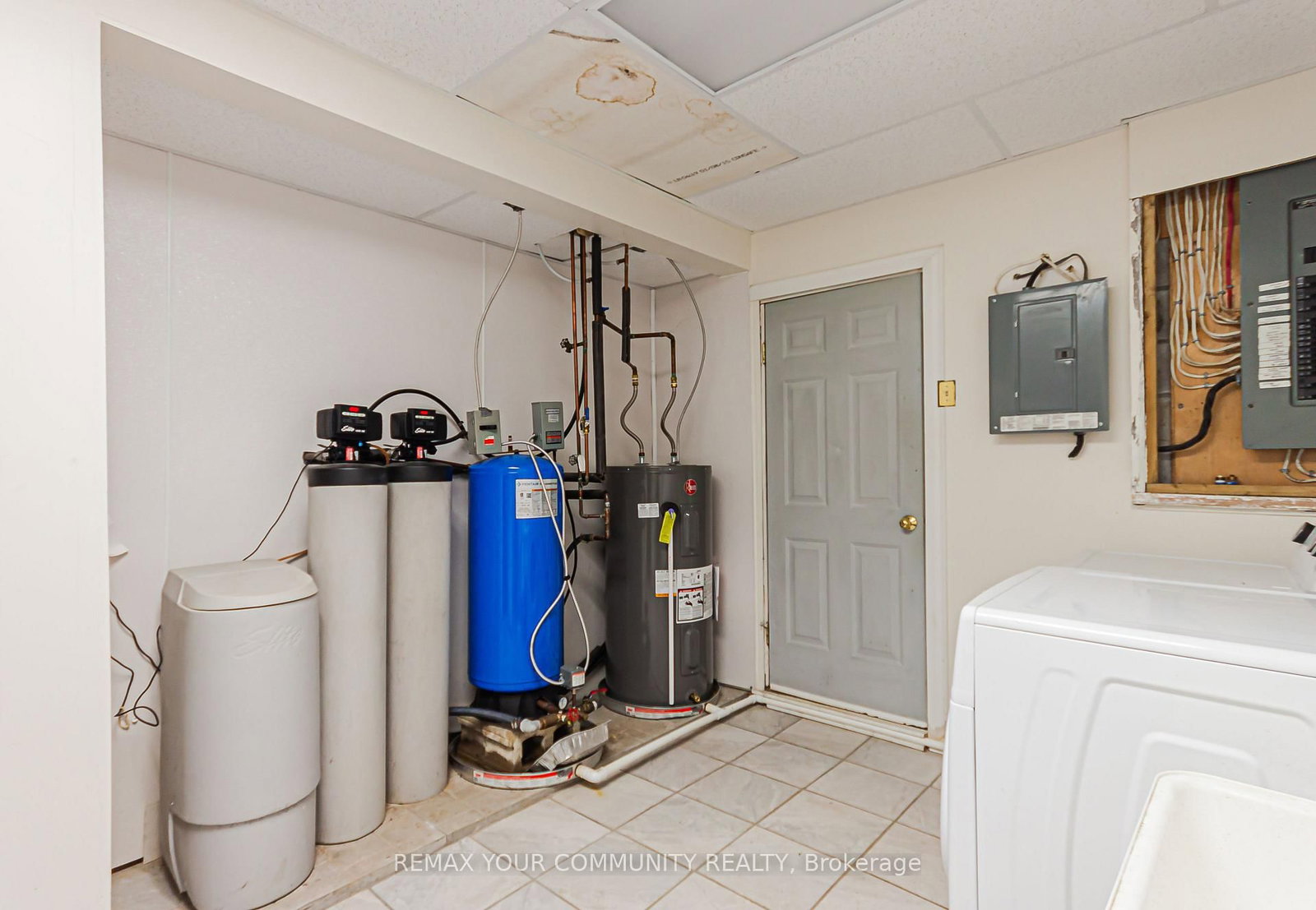 24730 Valley View Drive • Georgina, ON photo 17