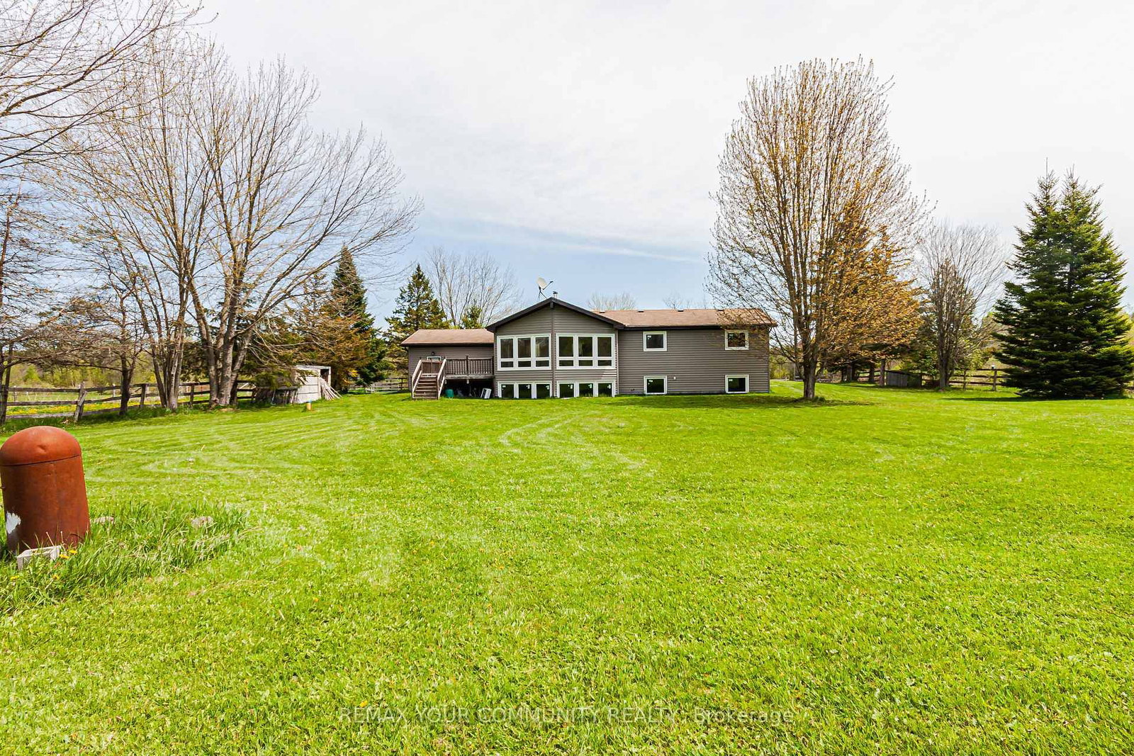 24730 Valley View Drive • Georgina, ON photo 19