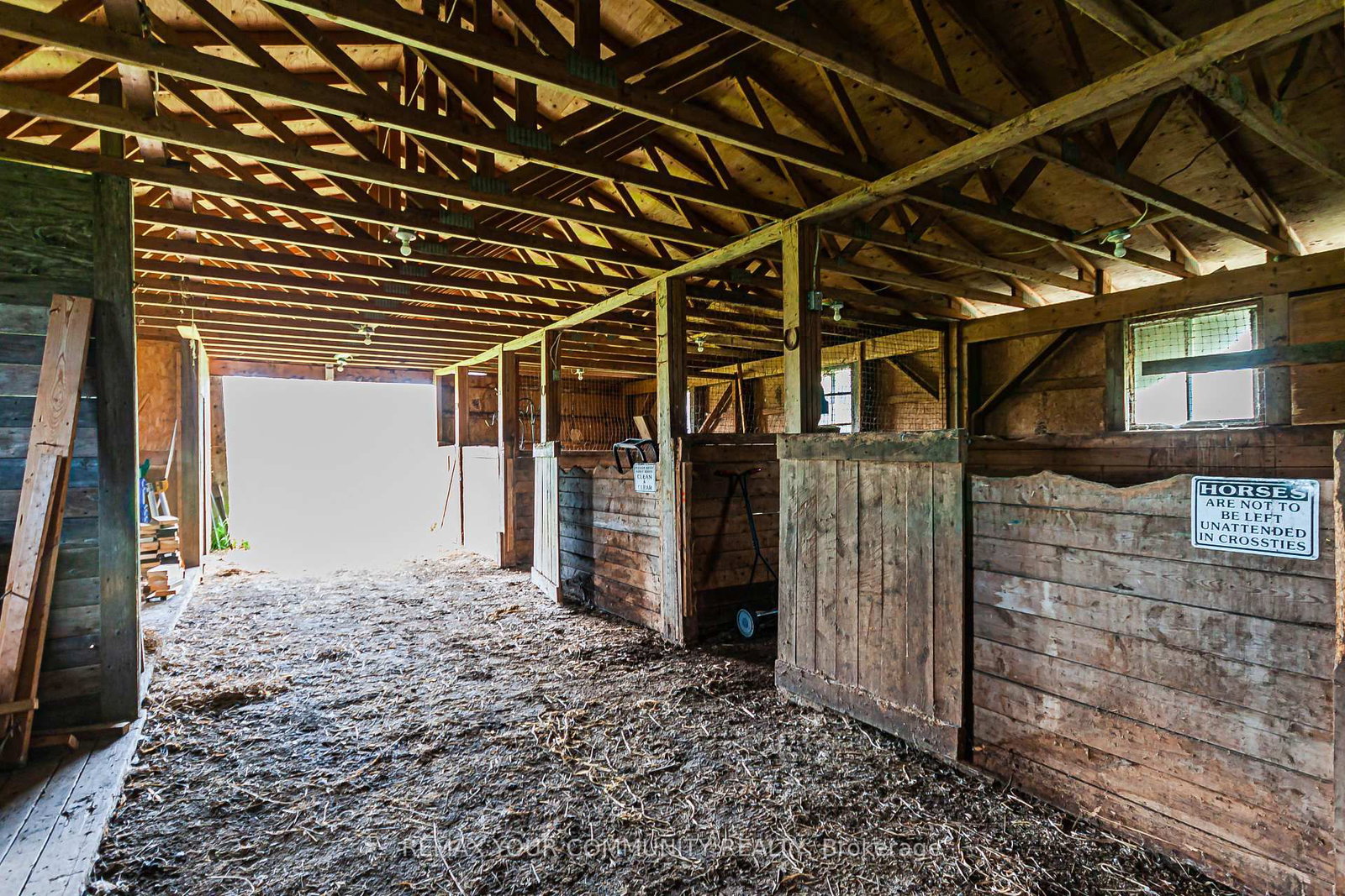 24730 Valley View Drive • Georgina, ON photo 20