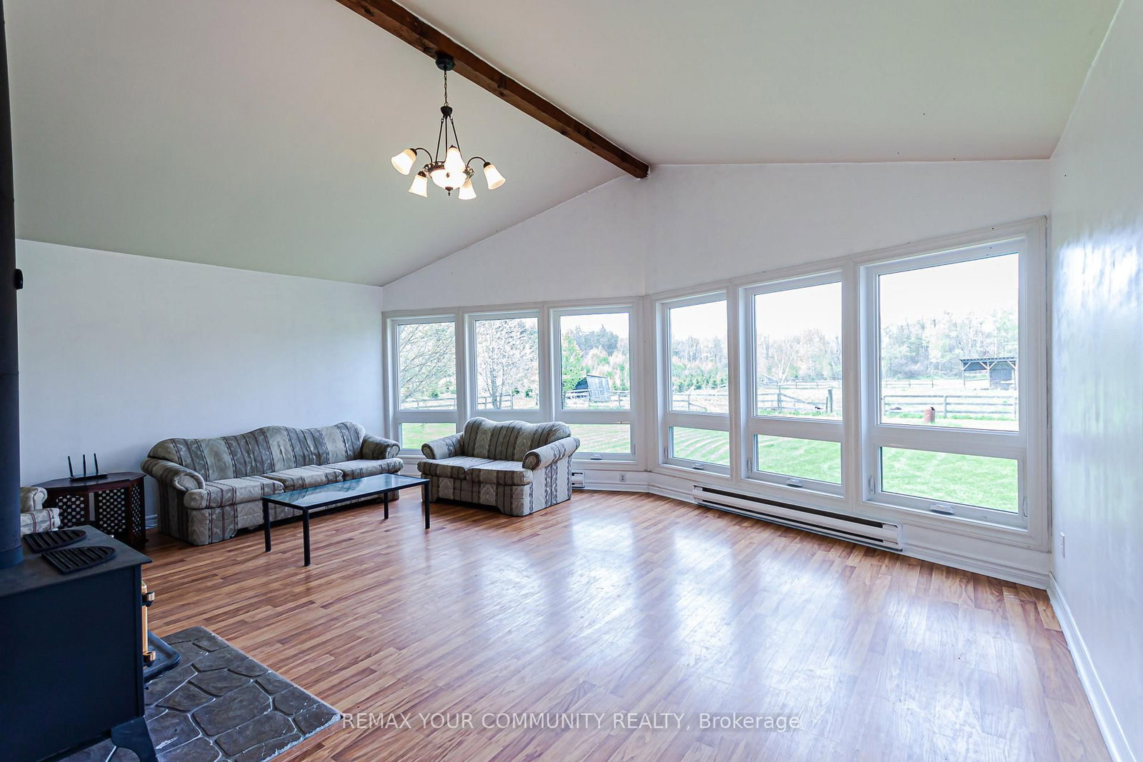 24730 Valley View Drive • Georgina, ON photo 7