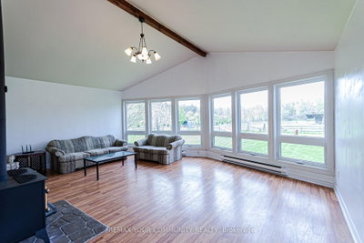 24730 Valley View Drive • Georgina, ON photo 7