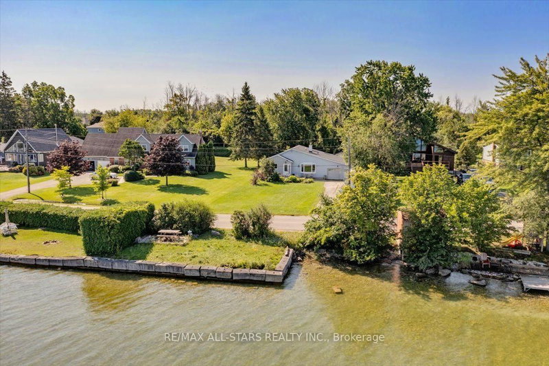 35 Lake Dr E photo 4