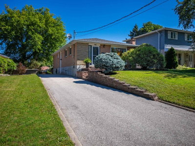 751 Greenfield Crescent