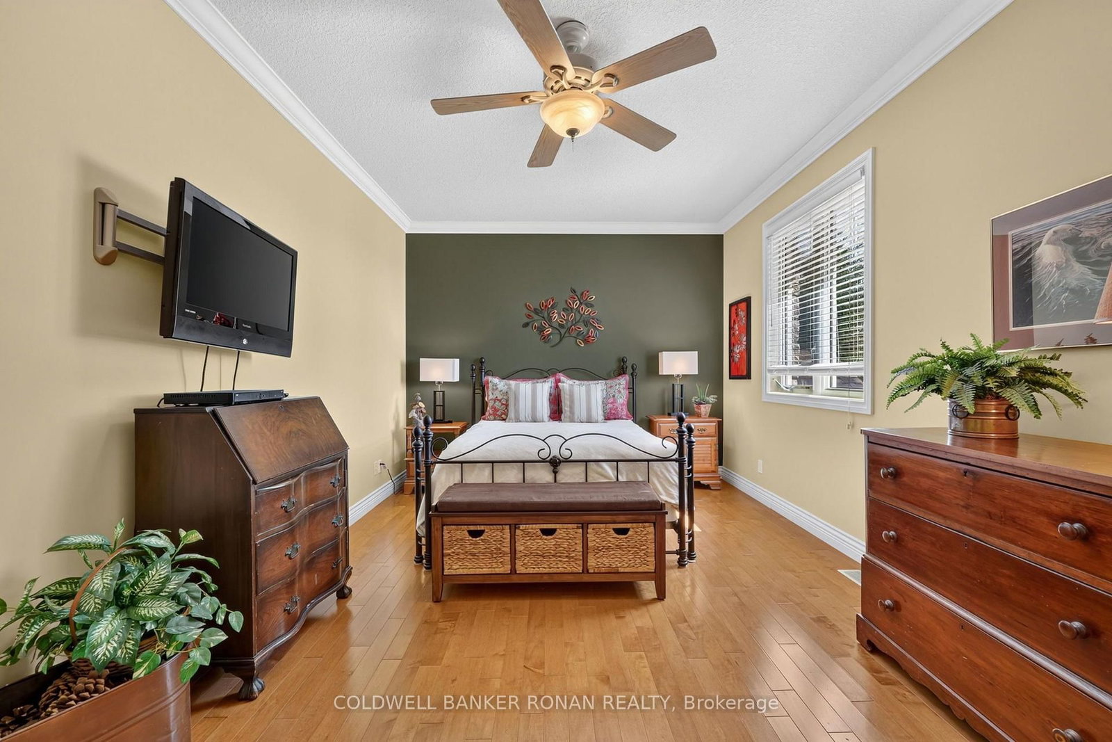 128 Denney Drive • Essa, ON photo 27