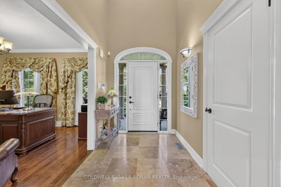 128 Denney Drive • Essa, ON photo 4