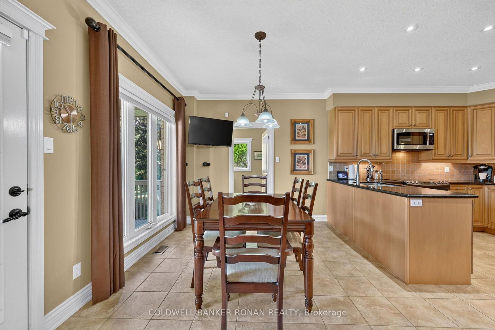 128 Denney Drive • Essa, ON photo 8