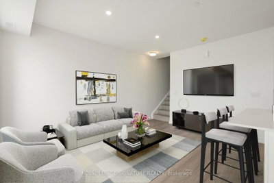 301-67 Saigon Drive, Richmond Hill, ON, photo 3