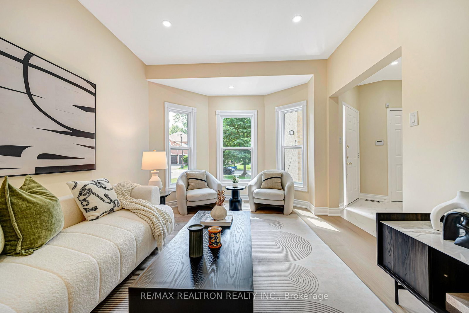 27 Captain Francis Drive • Markham, ON photo 8