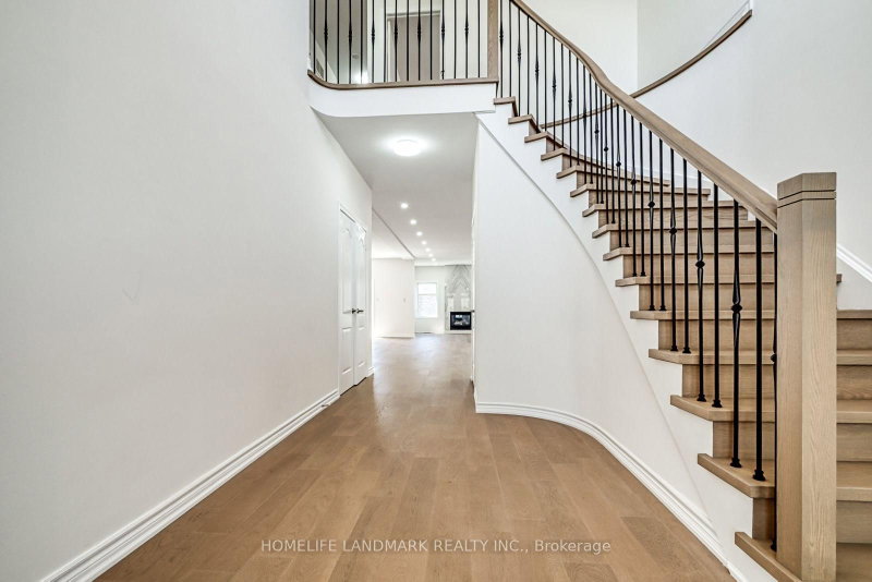 52 Chelsea Crescent