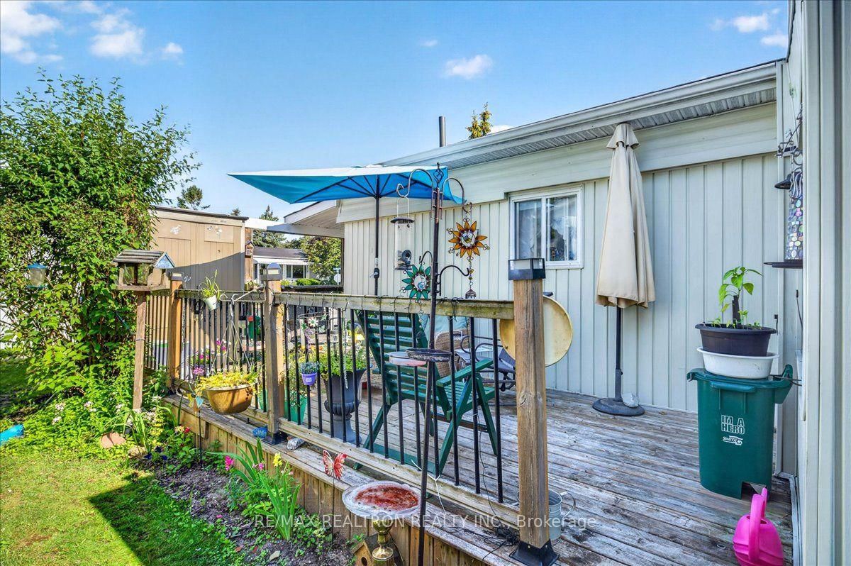13 Broadway Avenue • Innisfil, ON photo 34