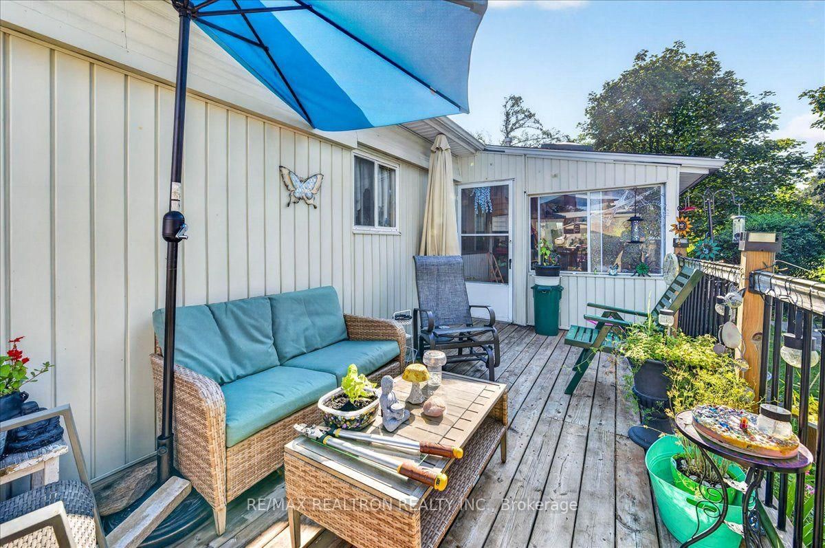 13 Broadway Avenue • Innisfil, ON photo 36