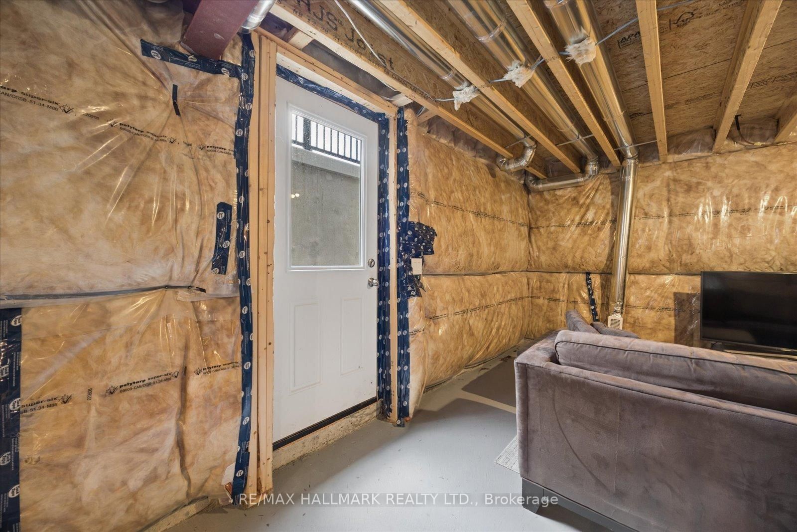 211 Busato Drive • Whitchurch-Stouffville, ON photo 39