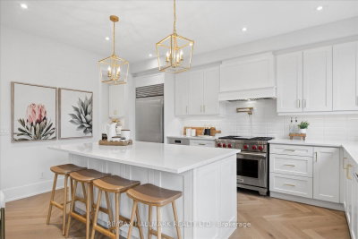 211 Busato Drive • Whitchurch-Stouffville, ON photo 9