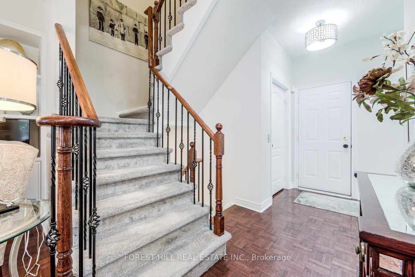 69 Louisbourg Way • Markham, ON photo 13