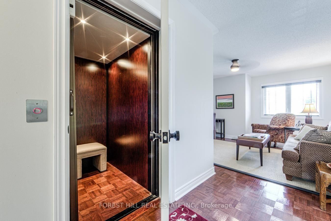 69 Louisbourg Way • Markham, ON photo 14