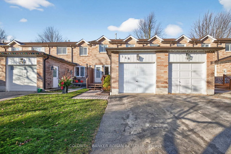 148 Tupper Street E
