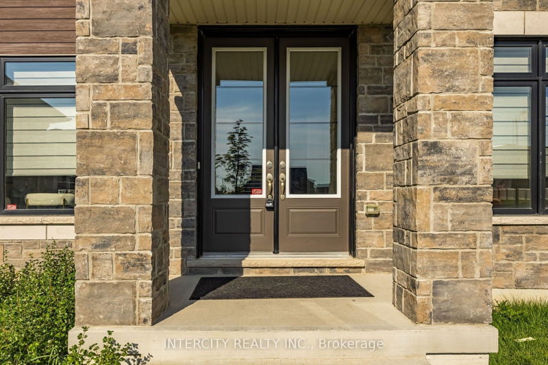 8 Elderberry Way