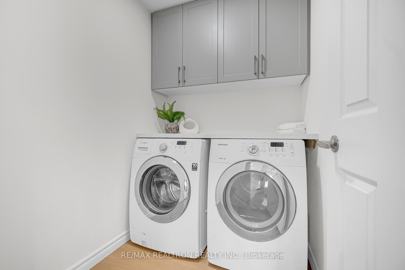 330 Tampa Drive • Georgina, ON photo 15