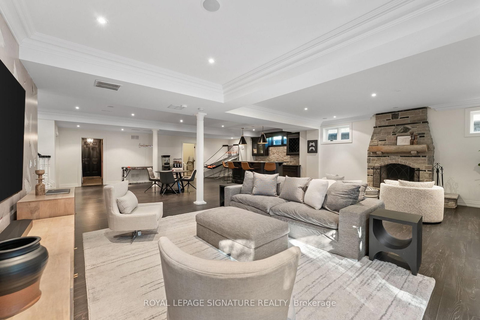2 Spirea Crt, Markham, view 37